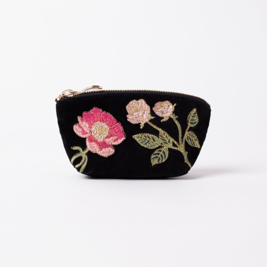 british-blooms-black-velvet-coin-purse