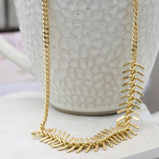 faux-gold-abstract-chevron-necklace