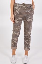 magic-camouflage-print-stretch-trousers-mocha-one-size