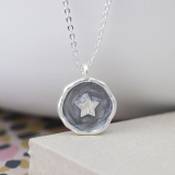pearlescent-grey-enamel-and-silver-star-necklace