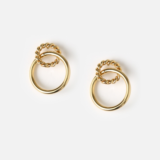 rope-hoop-interlocking-earrings-gold