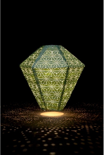 solar-lantern-diamond